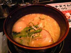 本格中華麺店 光麺の熟成光麺(サービス味玉)の口コミ 秋葉原駅 徒歩1分