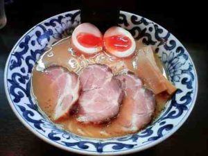 九段 斑鳩の特製らー麺の口コミ　九段下駅