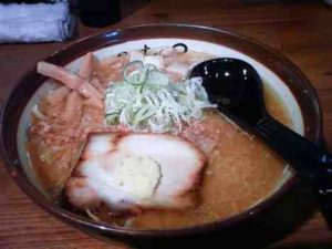 麺武 虎龍の味噌ら〜めんの口コミ　新宿駅　徒歩5分