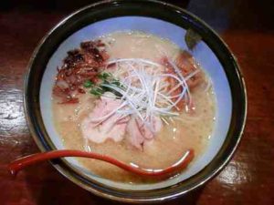 メン屋 ちっきんのちっきン麺(塩・太麺)の口コミ JR京浜東北線「北浦和駅」から徒歩2〜3分