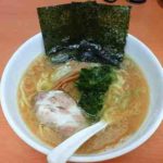 横浜ラーメン 大和家の大和家ラーメン(太麺)の口コミ 南越谷駅から徒歩15分ほど