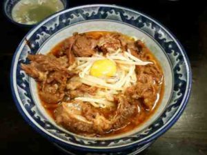 らーめんしょっぷ 中吉の牛すじらーめんの口コミ　東京メトロ千代田線　綾瀬駅