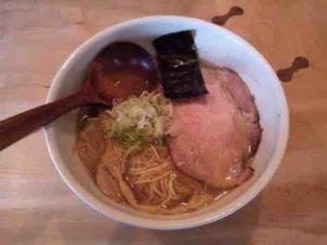 中華蕎麦 蘭鋳の中華蕎麦の口コミ 東京メトロ丸ノ内線「方南町駅」から徒歩7分ほど