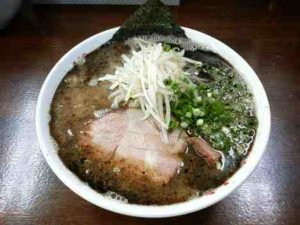 なんつッ亭のら〜めんの口コミ　小田急小田原線「渋沢駅」から徒歩7分ほど