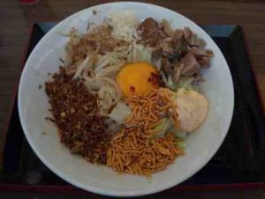 ジャンクガレッジ イオンレイクタウン店のまぜそばの口コミ