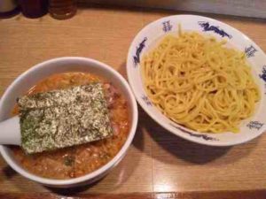 はやし家のつけ麺の口コミ JR中央線「大久保駅」から徒歩2分