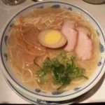 とんこつらーめん 英のらーめんの口コミ　小田急線「経堂駅」から徒歩5分