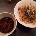魁 肉盛りつけ麺 六代目けいすけの肉盛りつけ麺(並)の口コミ 東京メトロ千代田線「湯島駅」徒歩1分