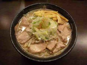 肉そば総本山 神保町 けいすけの肉そば（味噌）の口コミ　東京メトロ三田線・半蔵門線 都営新宿線「神保町駅」から徒歩2分