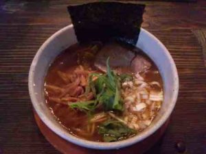 創新麺庵 生粋の正油そばの口コミ　各線「池袋駅」から徒歩5分ほど