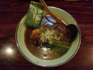 らーめん 兼吉のしょうゆらーめんの口コミ　都営新宿線「大島駅」から徒歩5分ほど