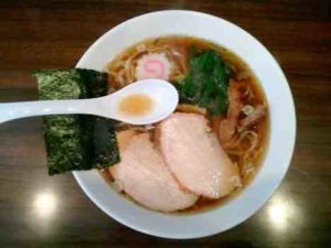 白河手打中華 賀乃屋の手打中華そばの口コミ JR高崎線「北上尾駅」徒歩10分 「上尾駅」徒歩15分