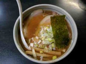 近喜屋のらー麺の口コミ　JR川越線・東武東上線「川越駅」徒歩15分 西武新宿線「本川越駅」徒歩１５分