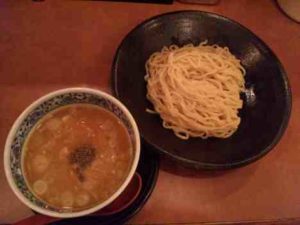 麺場 いさのの特製醤油つけ麺の口コミ　JR東北本線『東大宮駅』から徒歩1分