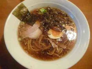 食工房 えにしやのらーめん(正油)あっさりの口コミ 秩父鉄道「大野原駅」から徒歩25分ほど
