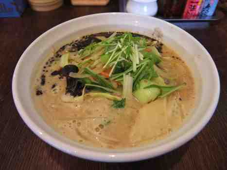8823製麺の味噌タンメンの口コミ　東武スカイツリーライン「新田駅」から徒歩2分
