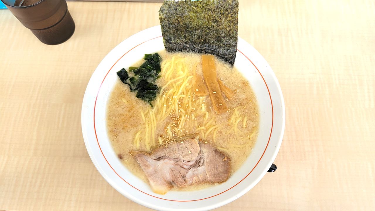 ニューラーメンショップ 越谷 ~ 頑固おやじ跡地の注目のラーショ